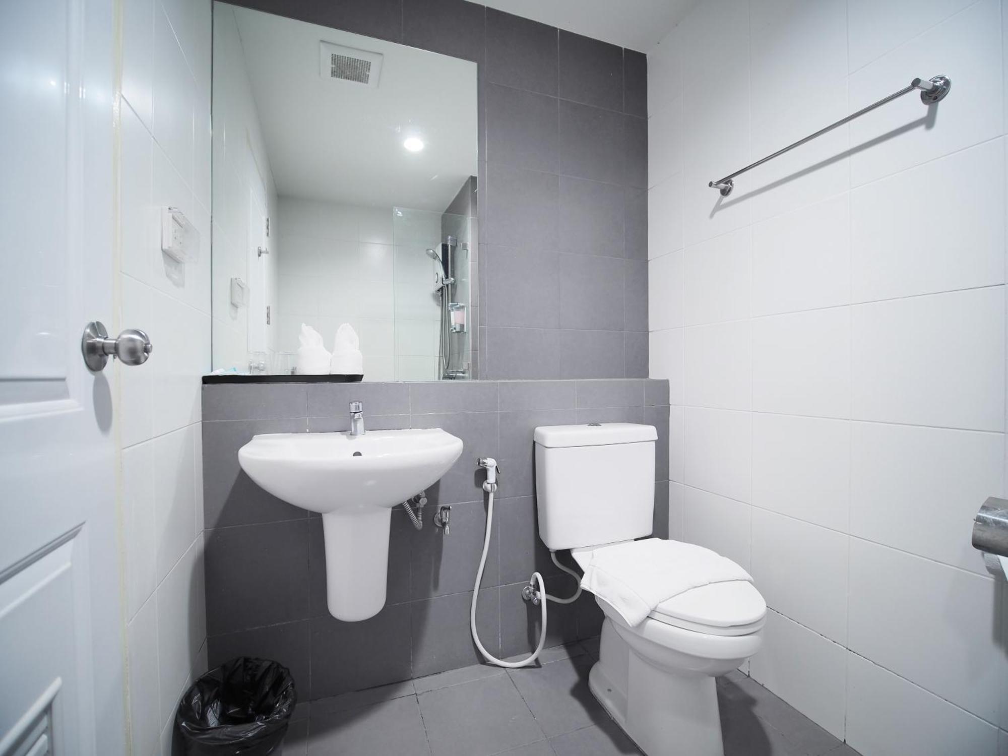 Fortune D Hotel Loei Buitenkant foto